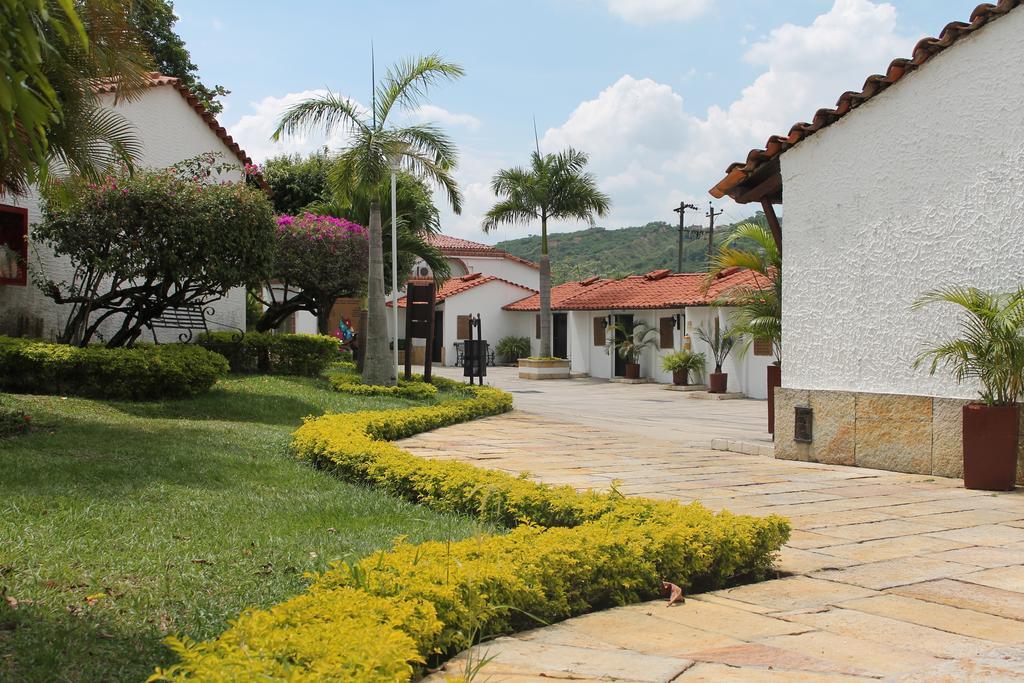 Hotel San Juan Internacional คิรอน ภายนอก รูปภาพ