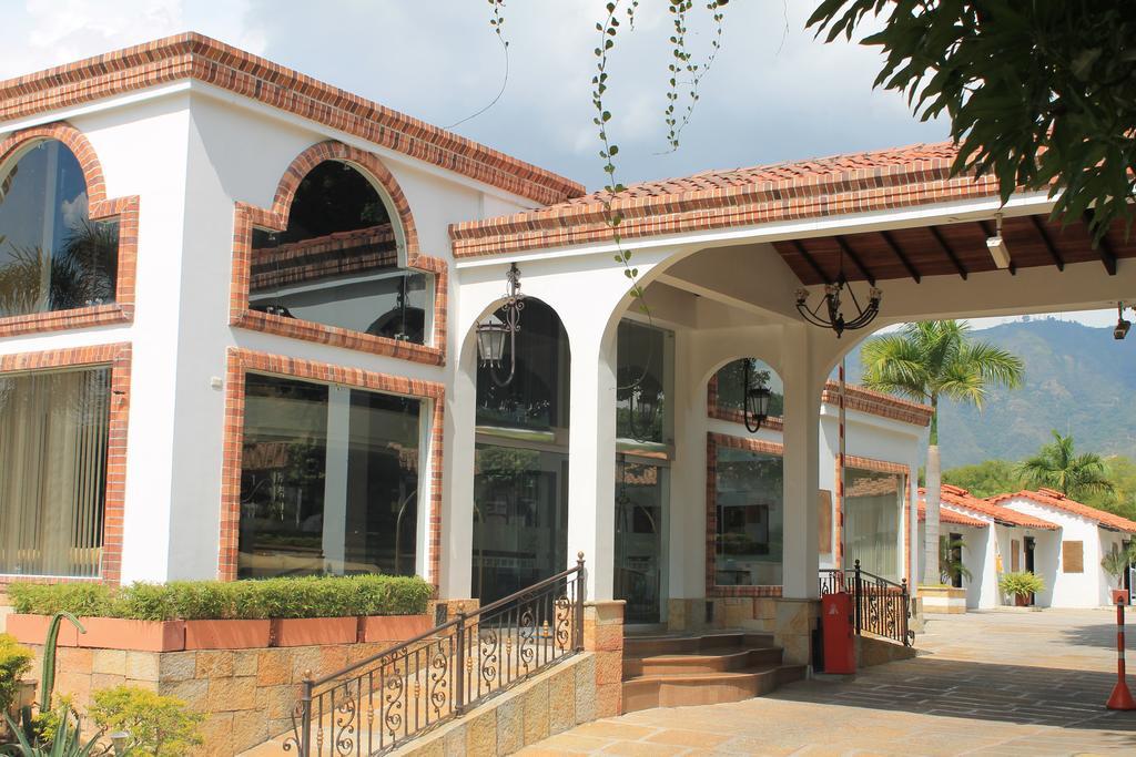 Hotel San Juan Internacional คิรอน ภายนอก รูปภาพ