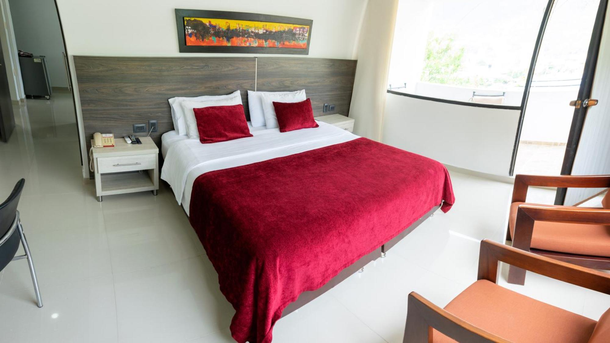 Hotel San Juan Internacional คิรอน ภายนอก รูปภาพ