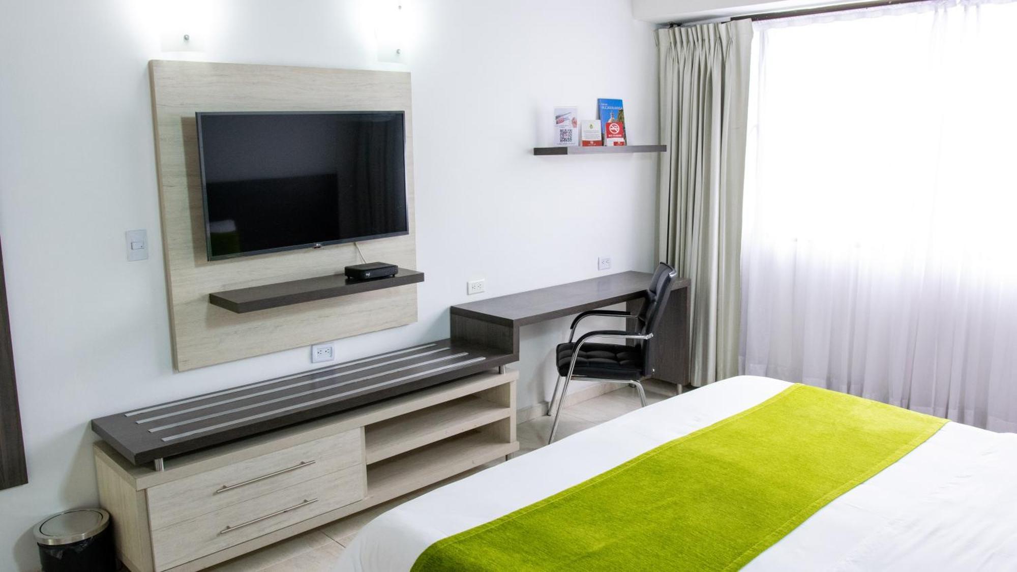 Hotel San Juan Internacional คิรอน ภายนอก รูปภาพ
